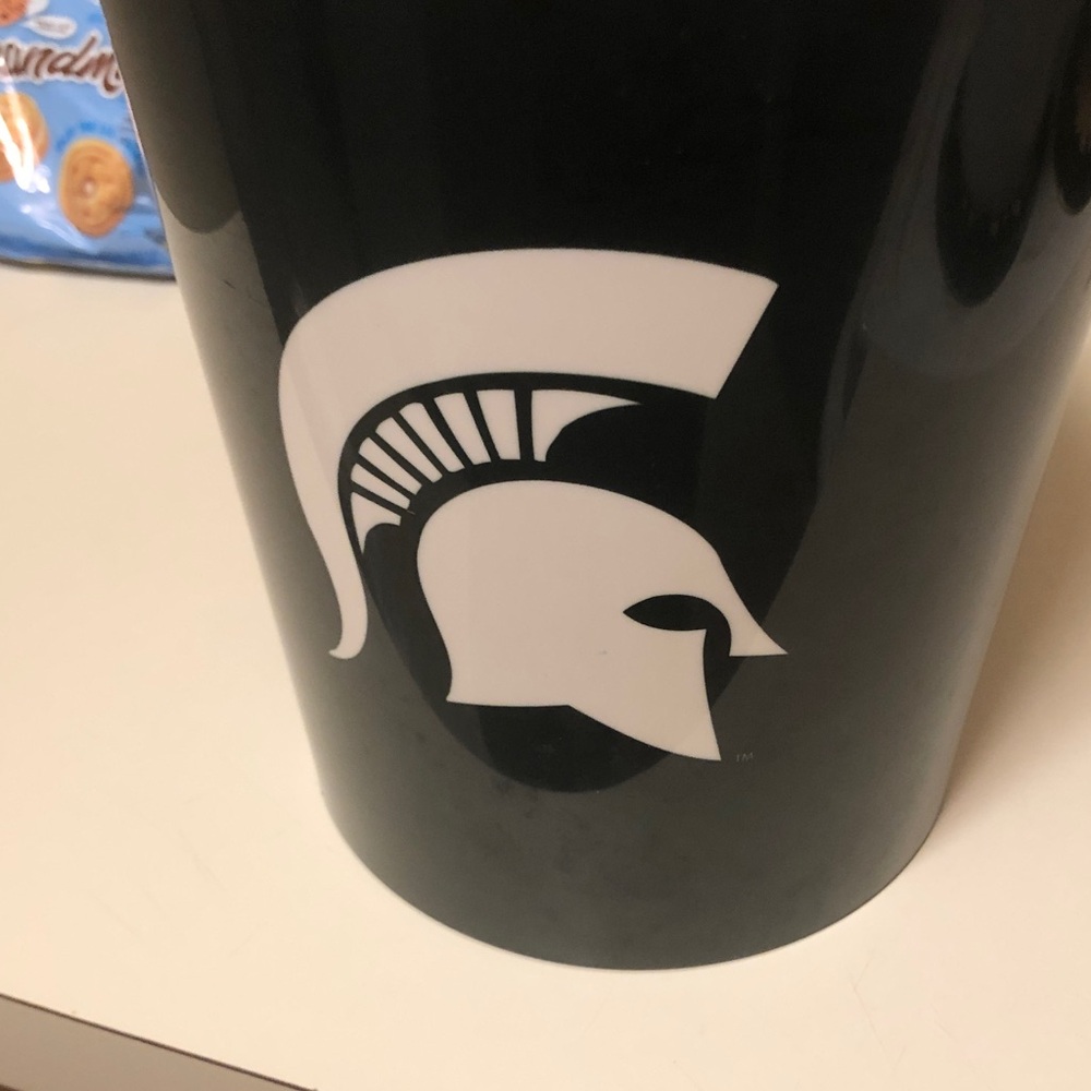 Black Ceramic Tumbler with White Spartan Helmet Logo